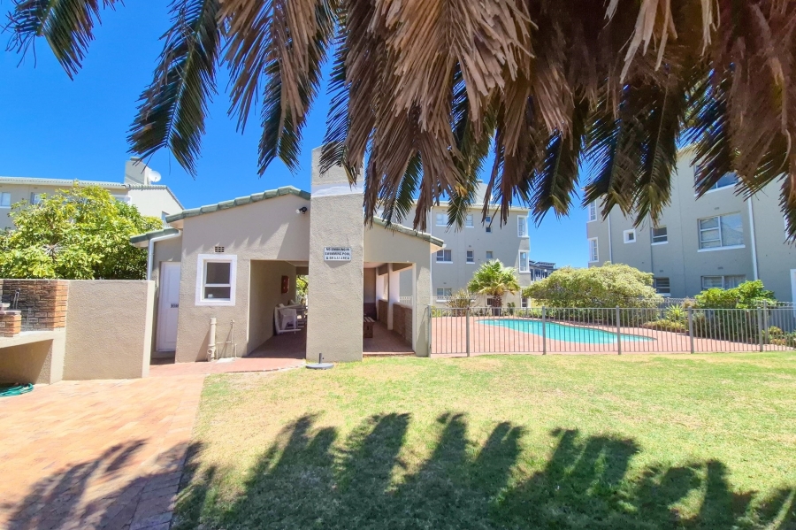 3 Bedroom Property for Sale in Greenways Golf Estate Western Cape